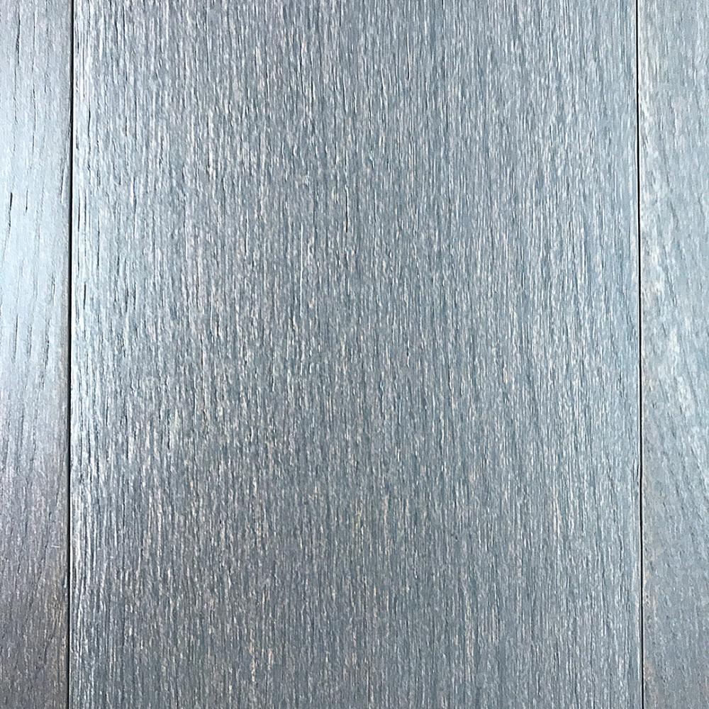 Desert Sky, Narrative